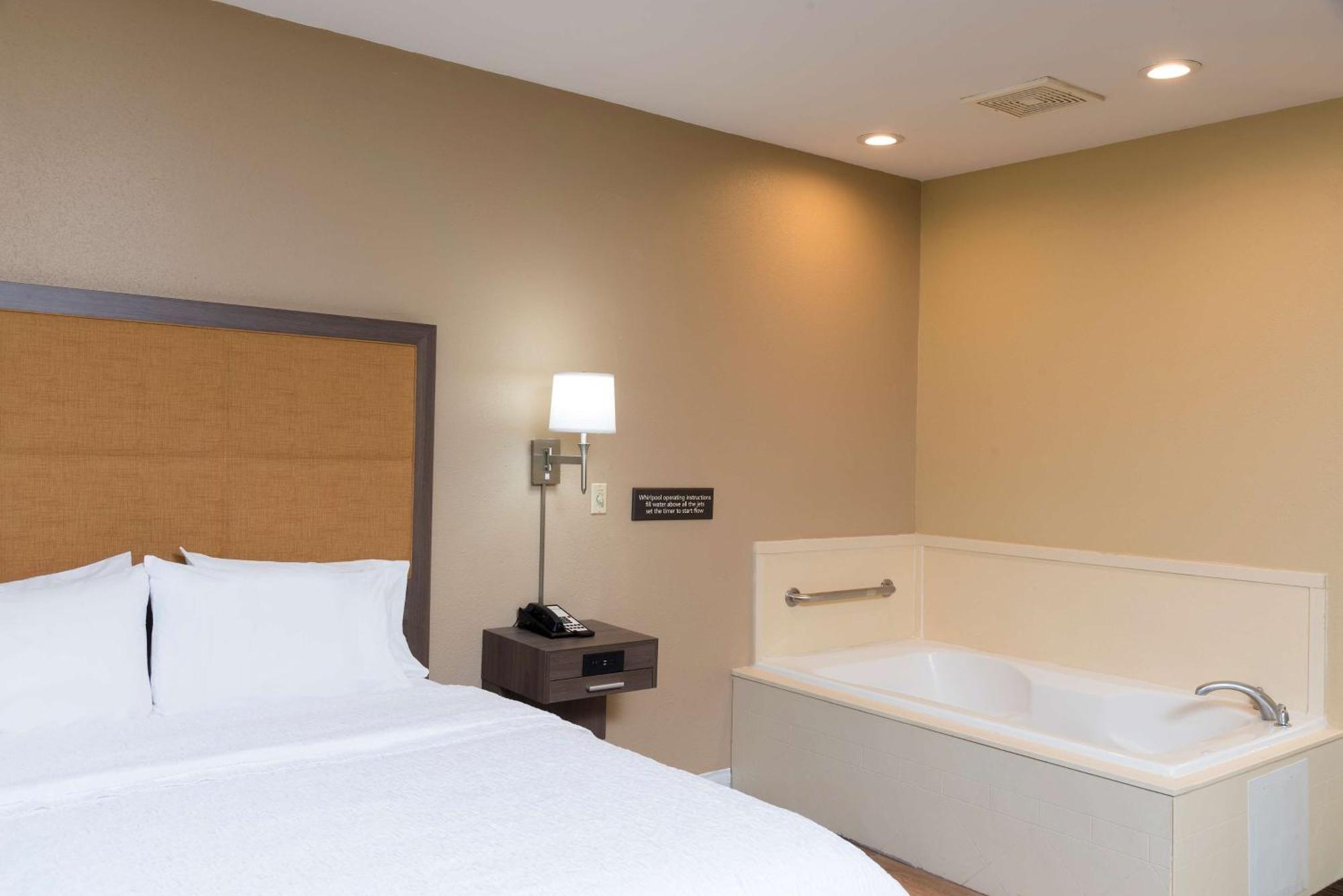 Hampton Inn & Suites Mansfield South @ I 71 Zewnętrze zdjęcie